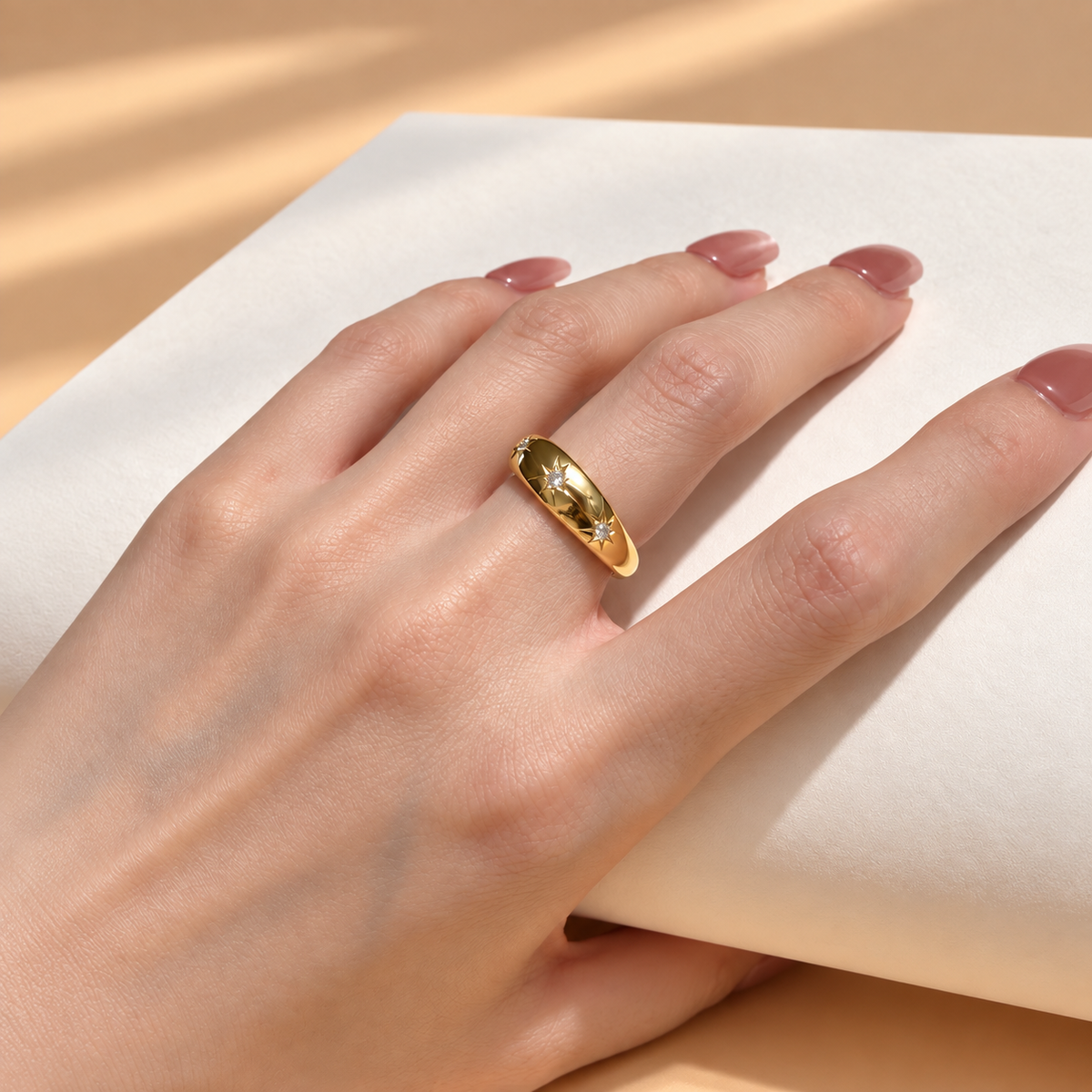 Light-bearer | Yellow Gold  Ring